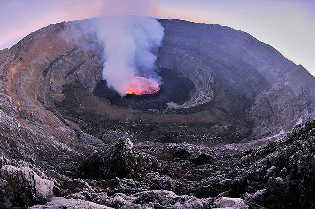 Кратер вулкана.jpg